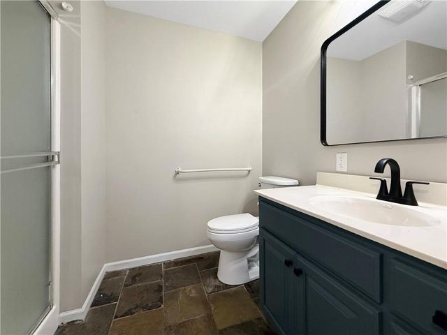 108 E 14th Street, Higginsville, MO 64037