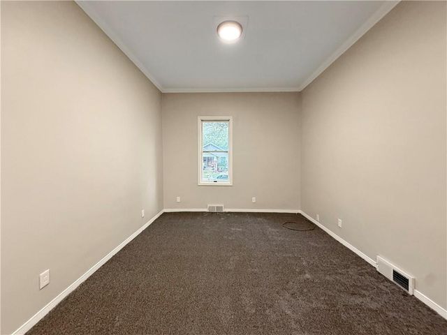 108 E 14th Street, Higginsville, MO 64037