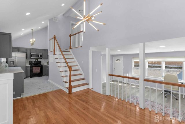 160 Brown Avenue, Woodbridge Proper, NJ 08830