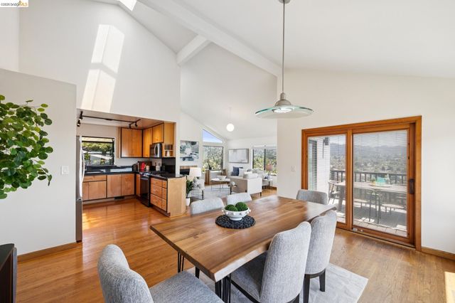 862 Hillside Ave, Albany, CA 94706
