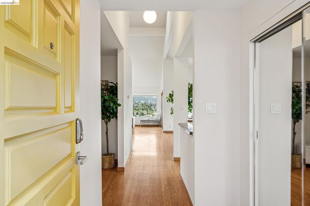 862 Hillside Ave, Albany, CA 94706