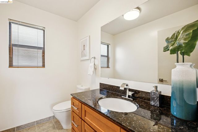 862 Hillside Ave, Albany, CA 94706
