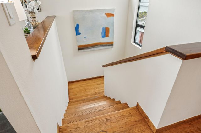 862 Hillside Ave, Albany, CA 94706