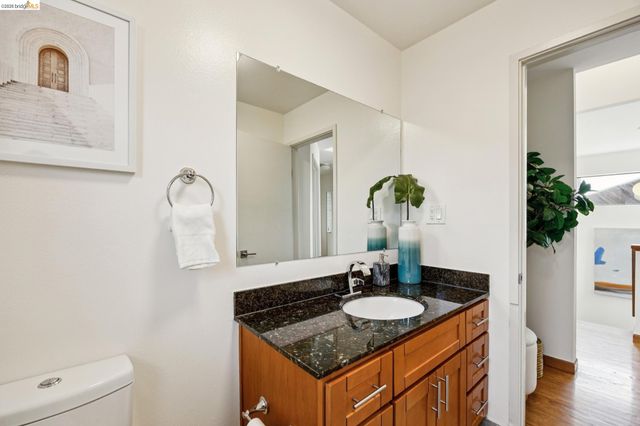 862 Hillside Ave, Albany, CA 94706