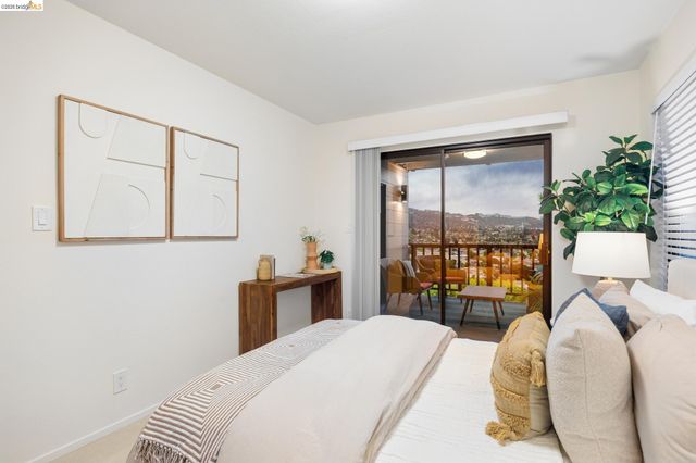 862 Hillside Ave, Albany, CA 94706