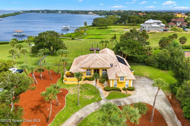 190 Stewart Drive, Merritt Island, FL 32952