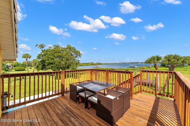 190 Stewart Drive, Merritt Island, FL 32952