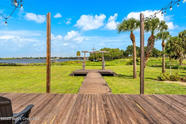 190 Stewart Drive, Merritt Island, FL 32952