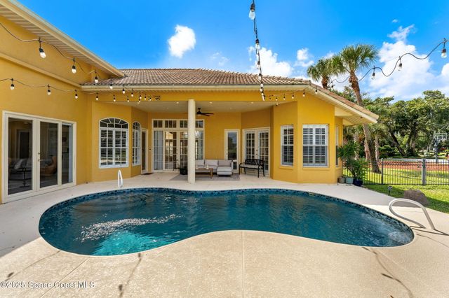 190 Stewart Drive, Merritt Island, FL 32952