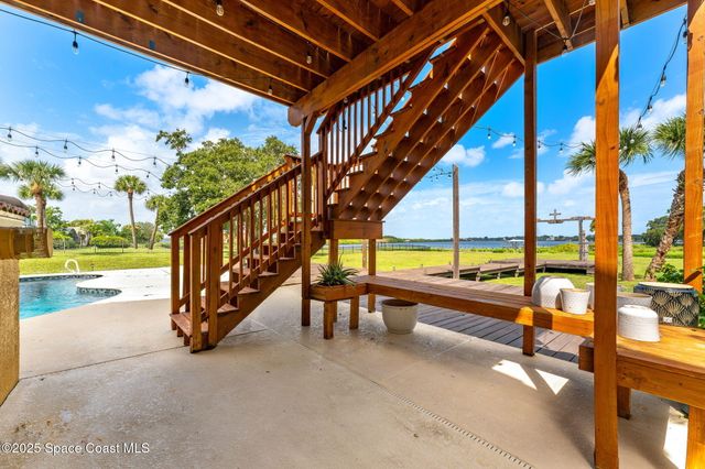 190 Stewart Drive, Merritt Island, FL 32952