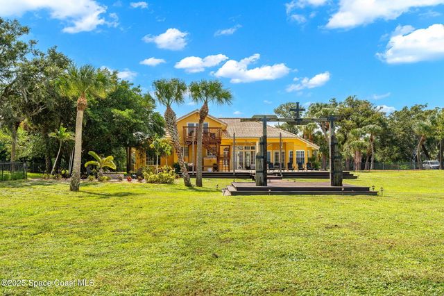 190 Stewart Drive, Merritt Island, FL 32952