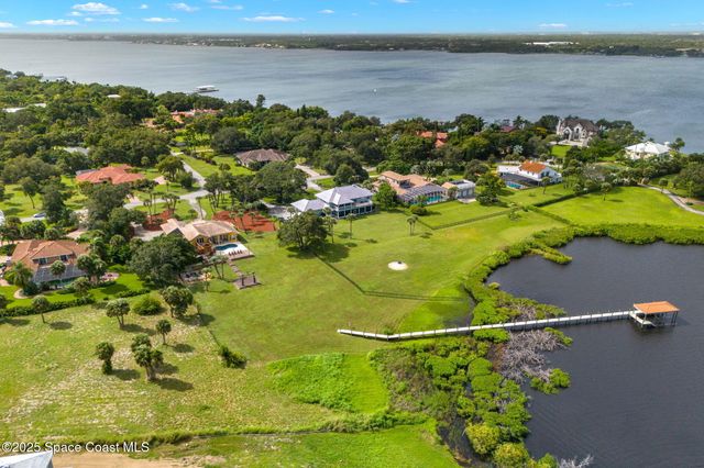 190 Stewart Drive, Merritt Island, FL 32952