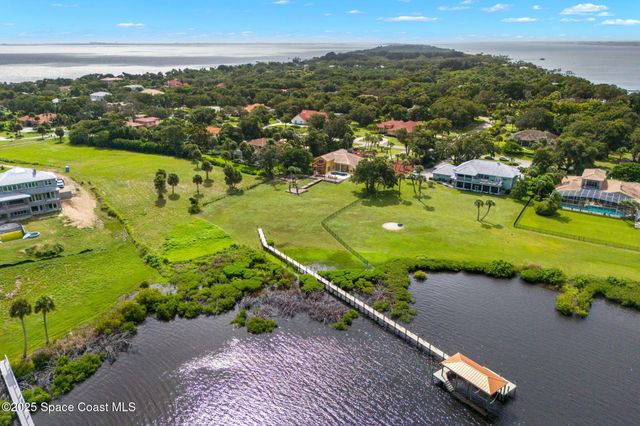 190 Stewart Drive, Merritt Island, FL 32952