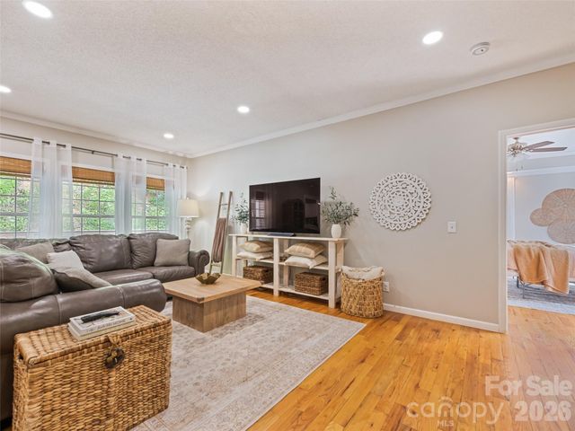 114 Cool Water Trail, Sylva, NC 28779