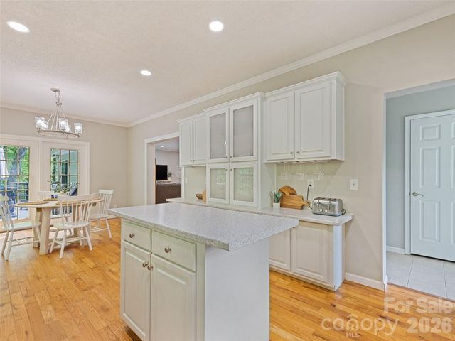 114 Cool Water Trail, Sylva, NC 28779