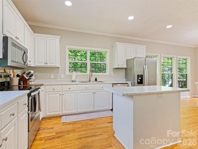114 Cool Water Trail, Sylva, NC 28779