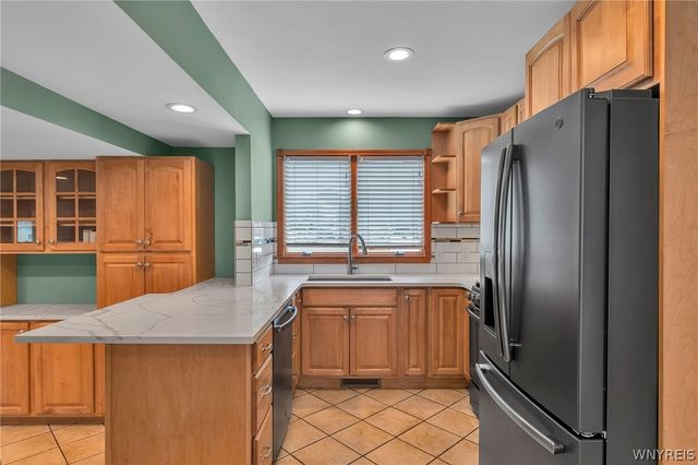 5113 William Street, Lancaster, NY 14086