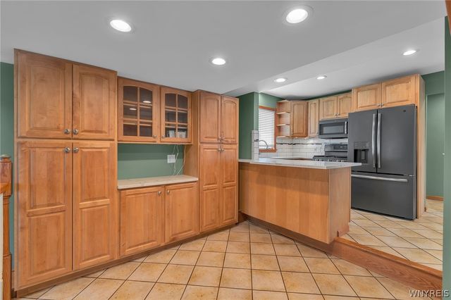 5113 William Street, Lancaster, NY 14086