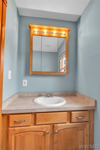 5113 William Street, Lancaster, NY 14086