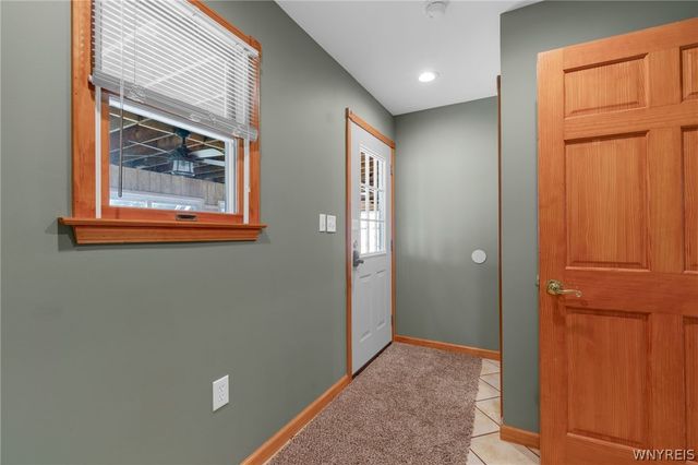 5113 William Street, Lancaster, NY 14086