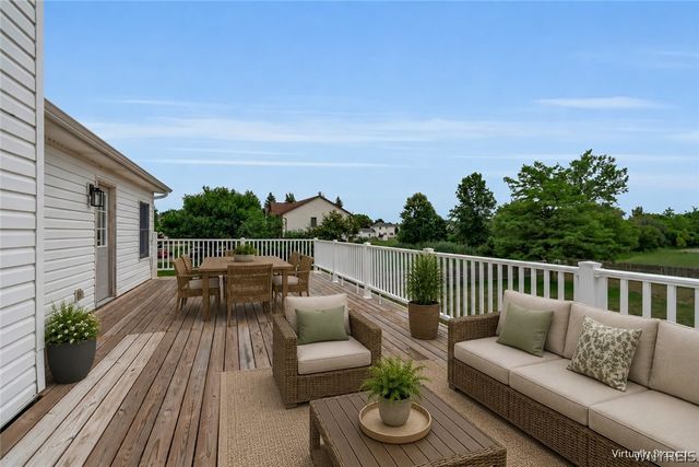 5113 William Street, Lancaster, NY 14086