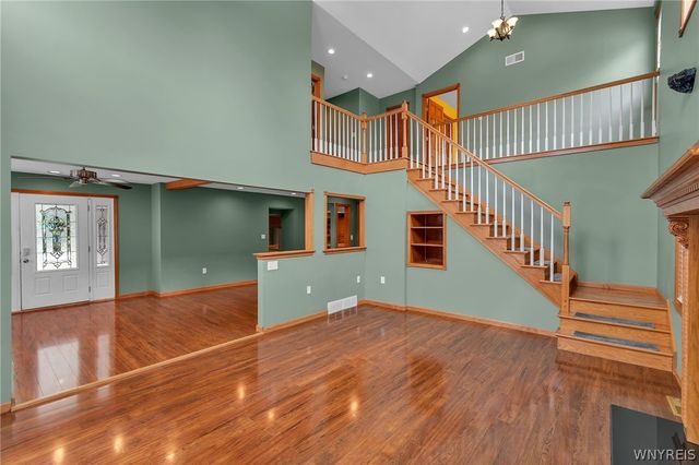 5113 William Street, Lancaster, NY 14086