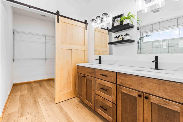 215 Emma Court, Mapleton, ND 58059