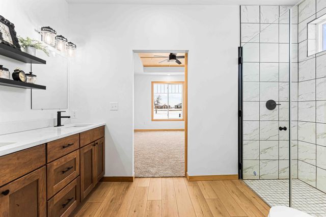 215 Emma Court, Mapleton, ND 58059