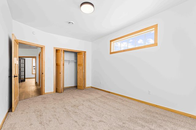 215 Emma Court, Mapleton, ND 58059