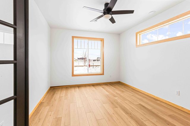 215 Emma Court, Mapleton, ND 58059