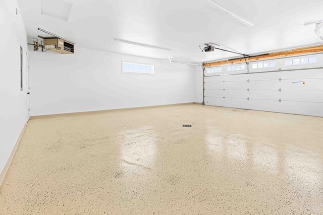 215 Emma Court, Mapleton, ND 58059