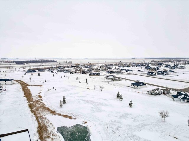 215 Emma Court, Mapleton, ND 58059