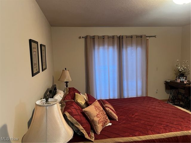 1860 Massachusetts Avenue 2, Poland, OH 44514