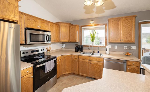 1017 Westport Parkway, West Fargo, ND 58078