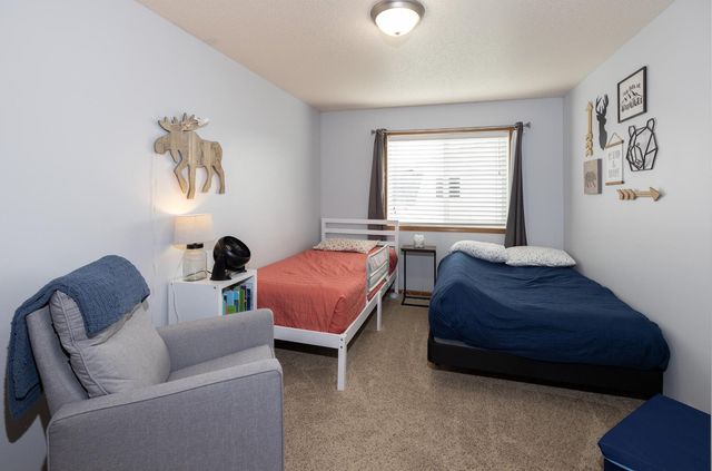 1017 Westport Parkway, West Fargo, ND 58078