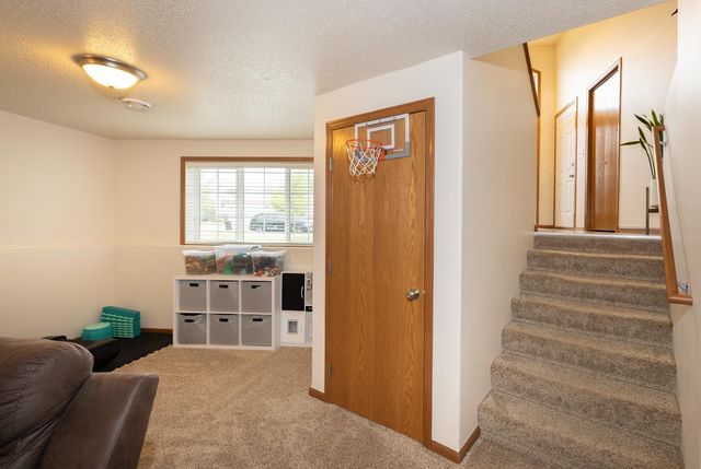 1017 Westport Parkway, West Fargo, ND 58078