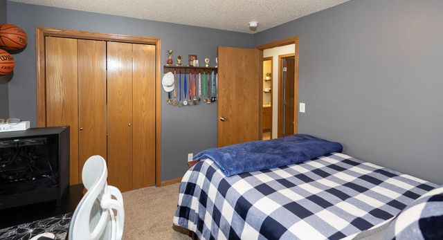 1017 Westport Parkway, West Fargo, ND 58078