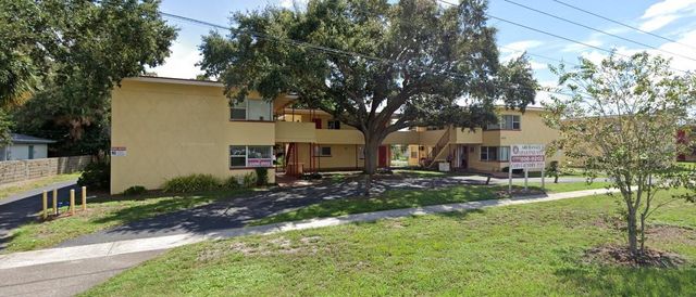 1050 62ND AVE SOUTH E-4, St Petersburg, FL 33705