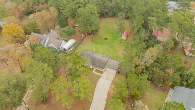 40418 Winding Way Court, Magnolia, TX 77354