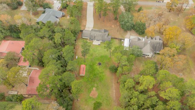 40418 Winding Way Court, Magnolia, TX 77354