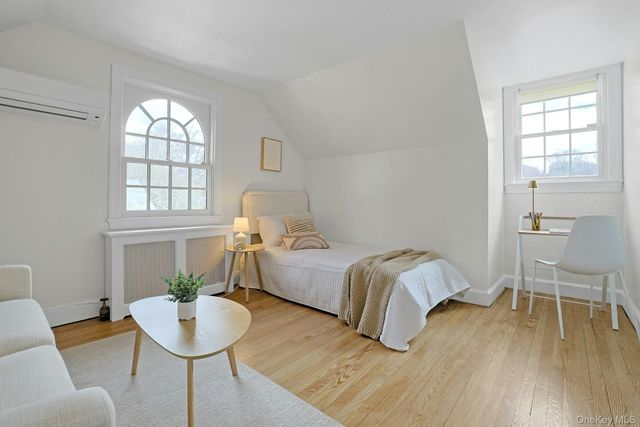 21 Tisdale Road, Scarsdale, NY 10583