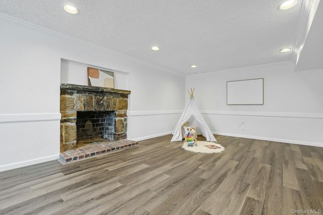 21 Tisdale Road, Scarsdale, NY 10583