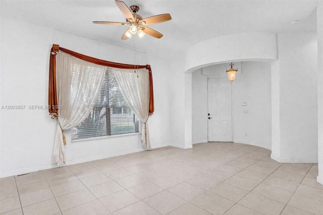 14044 SW 54th St, Miramar, FL 33027