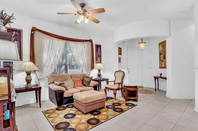 14044 SW 54th St, Miramar, FL 33027