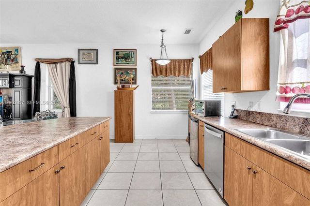 14044 SW 54th St, Miramar, FL 33027