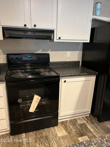 675 Pelican Roost Drive SW, Supply, NC 28462