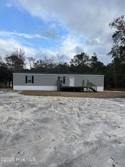 675 Pelican Roost Drive SW, Supply, NC 28462