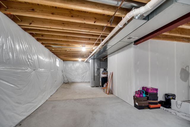 6870 Wallace Street, Merrillville, IN 46410