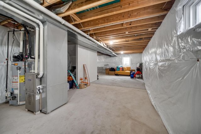 6870 Wallace Street, Merrillville, IN 46410