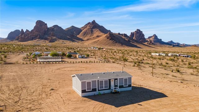 3065 S Kaibab Road, Golden Valley, AZ 86413